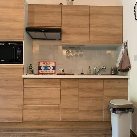 Au Bord De Lägenhet *