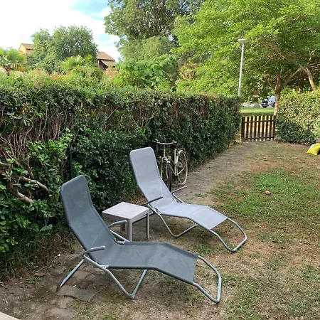 Au Bord De Lägenhet *