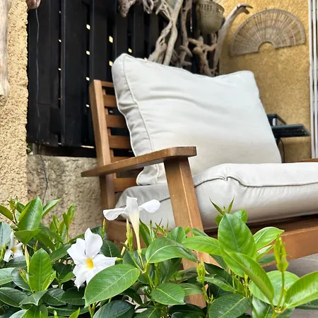 Marina Corsa - Terrasse, Jardin & A 100m * جيزنوكسيا